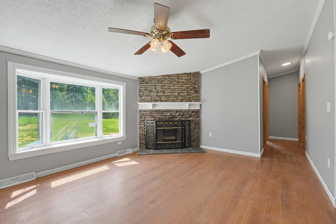 Photo of 10 Davis