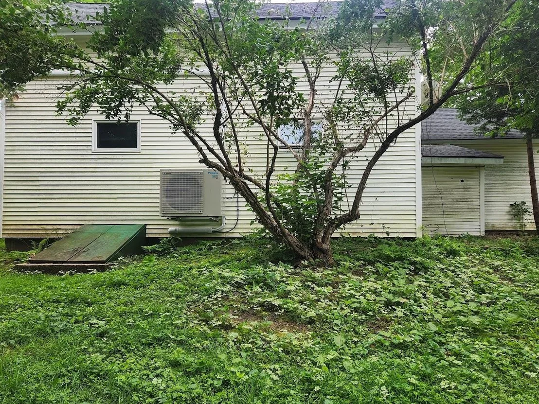 Photo of 115 River