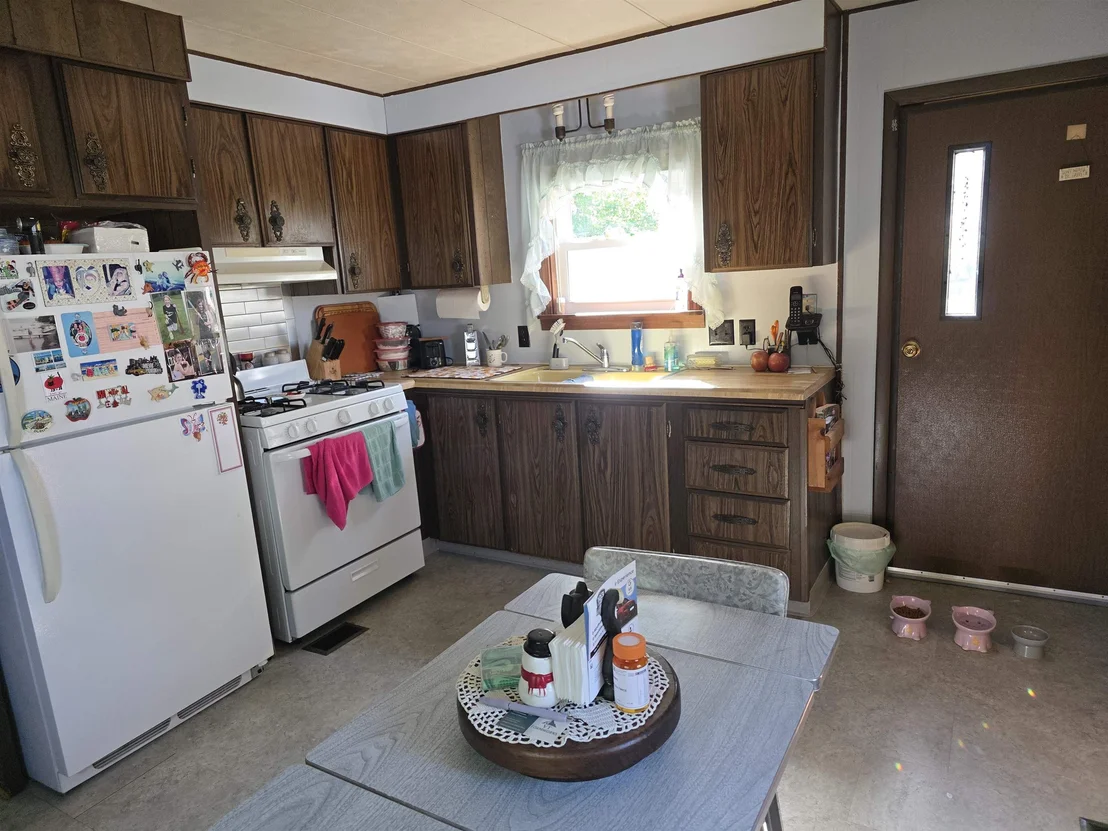 Photo of 672 Giddings