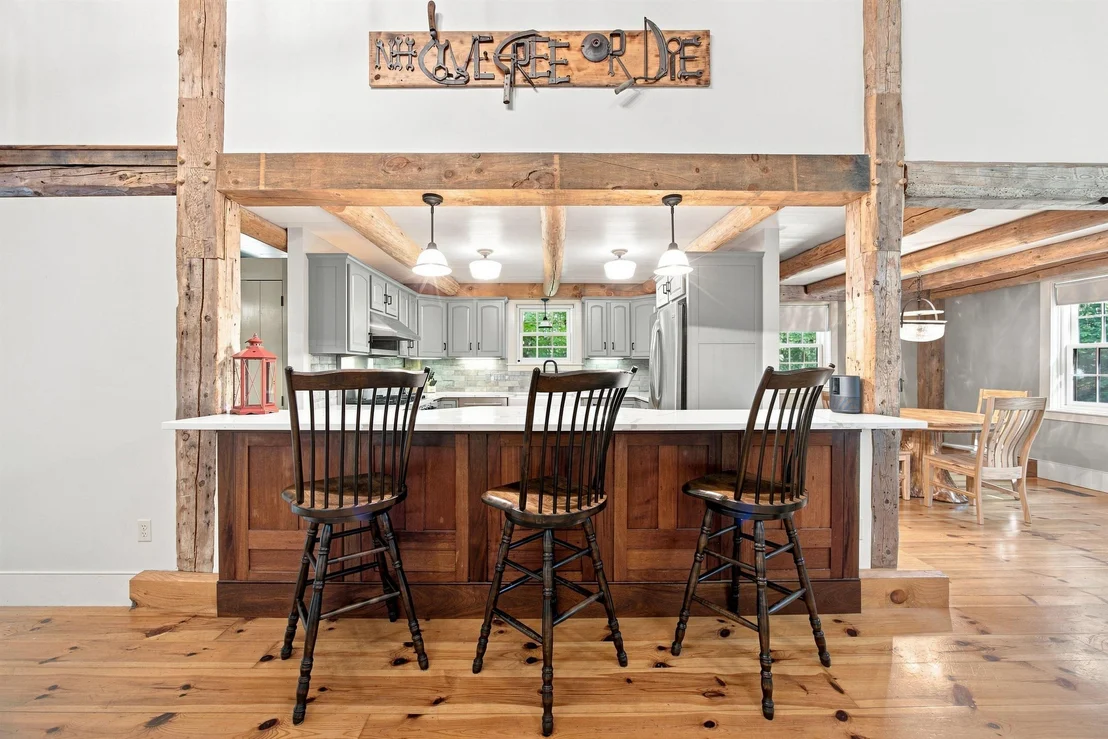 Photo of 369 Stoddard