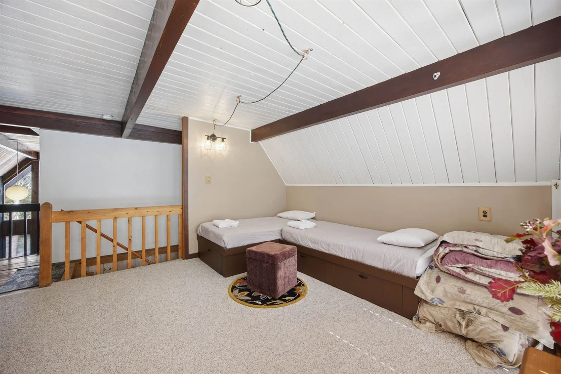 Photo of 70 Spring Hill