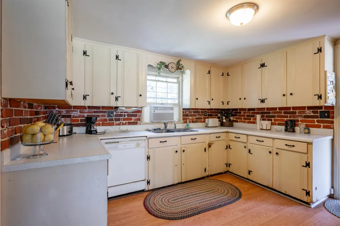 Photo of 6 Exeter