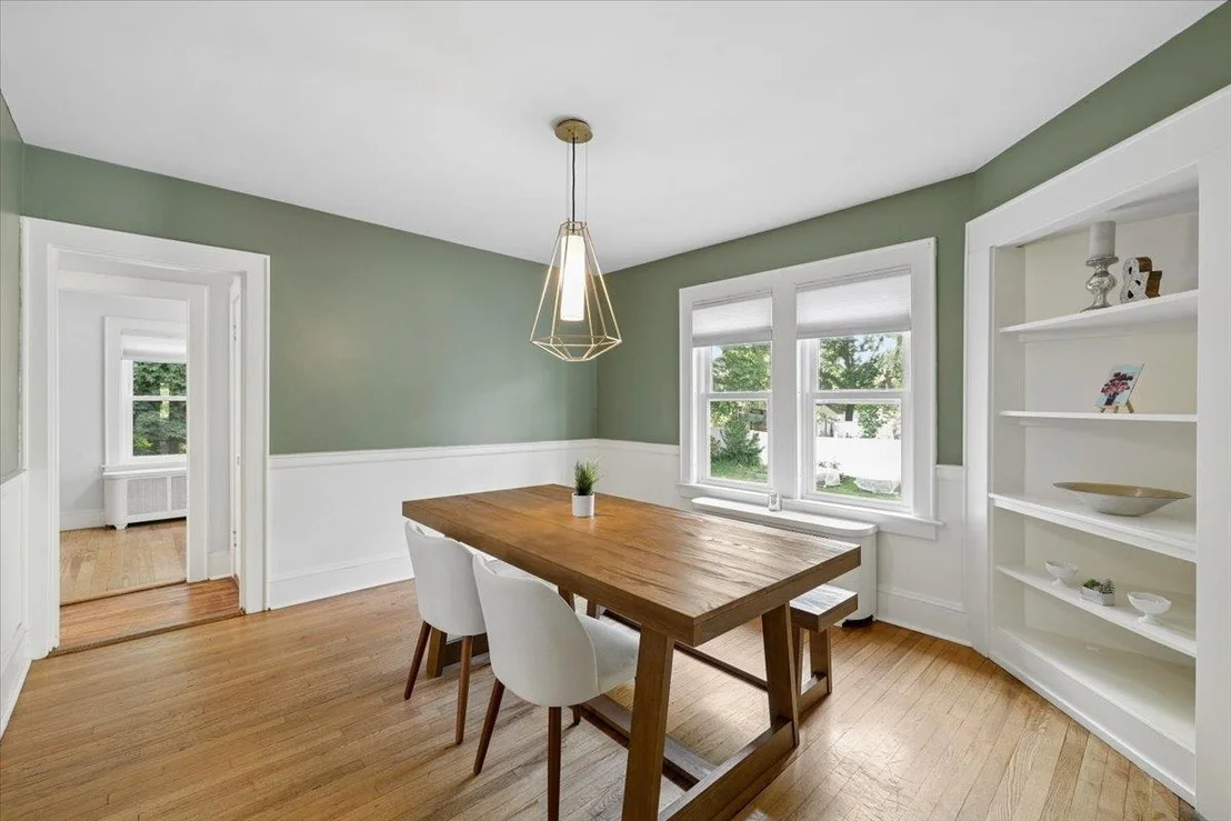Photo of 838 Maple