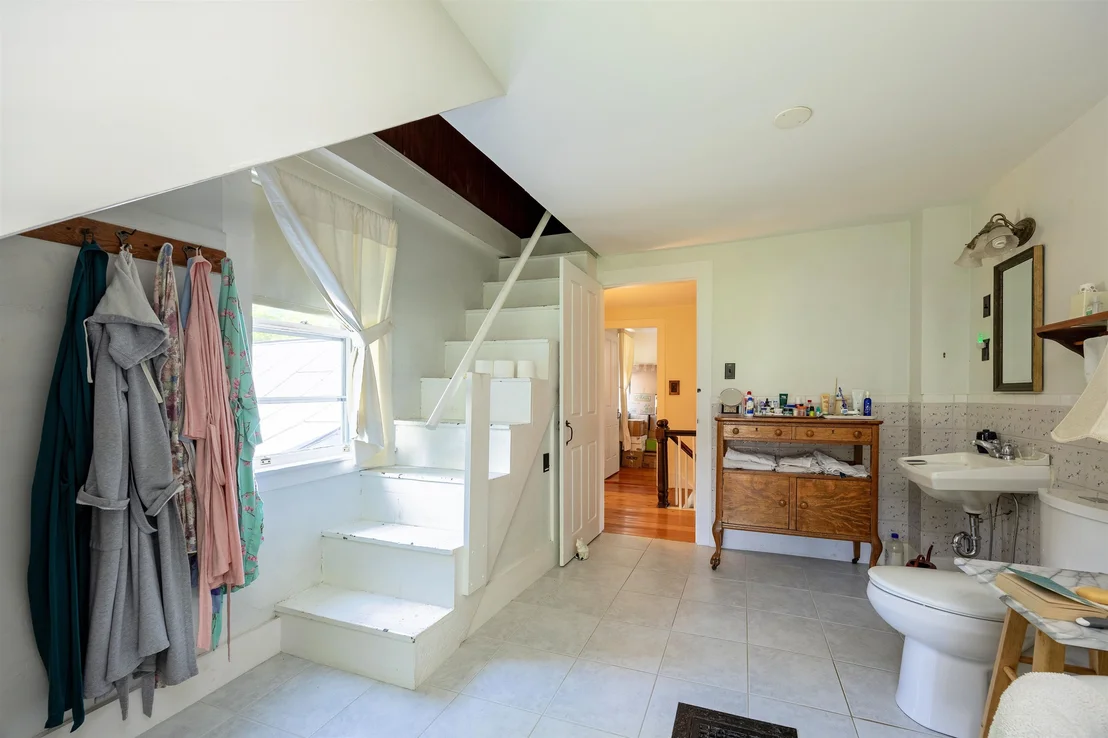 Photo of 535 Oxbow