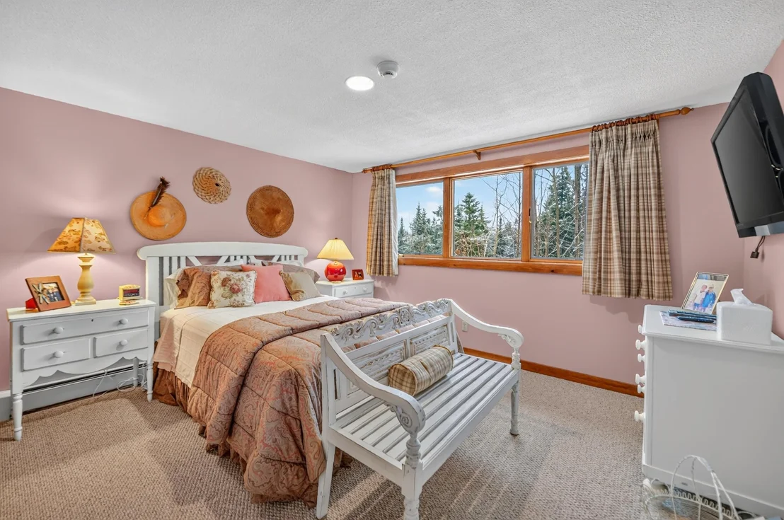 Photo of Unit 21 at 18D White Oaks