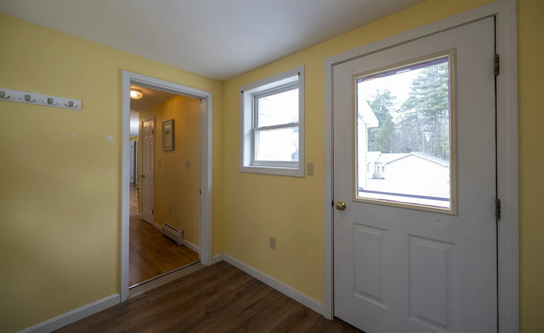 Photo of 401 Colonial