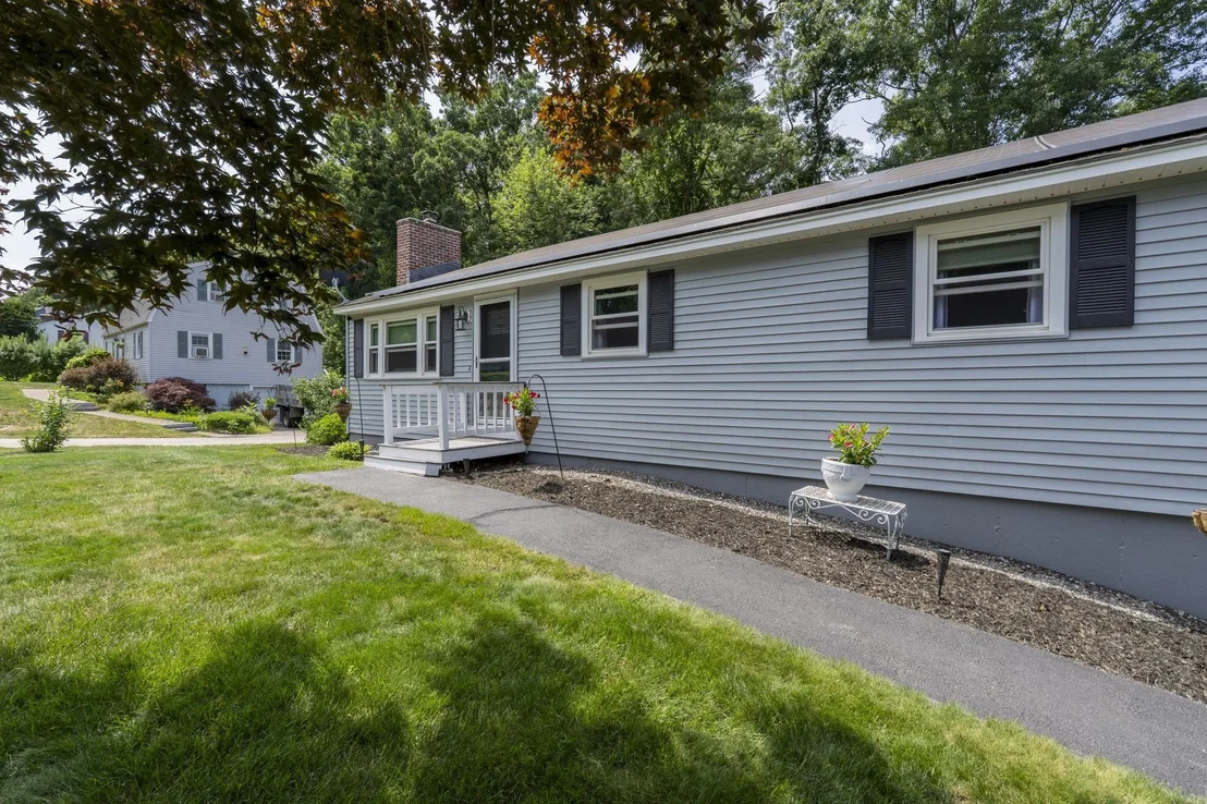 Photo of 25 Bedard