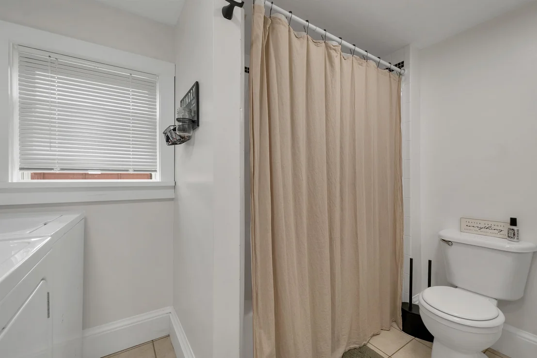 Photo of 256 Pine