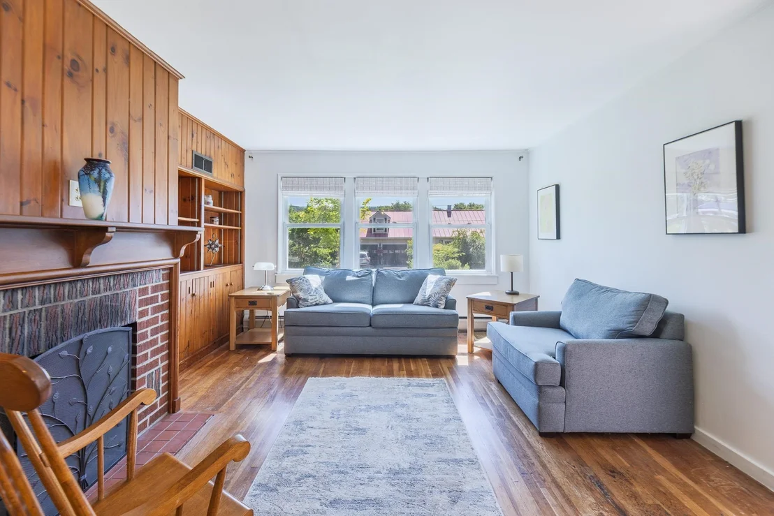 Photo of 210 Hanover