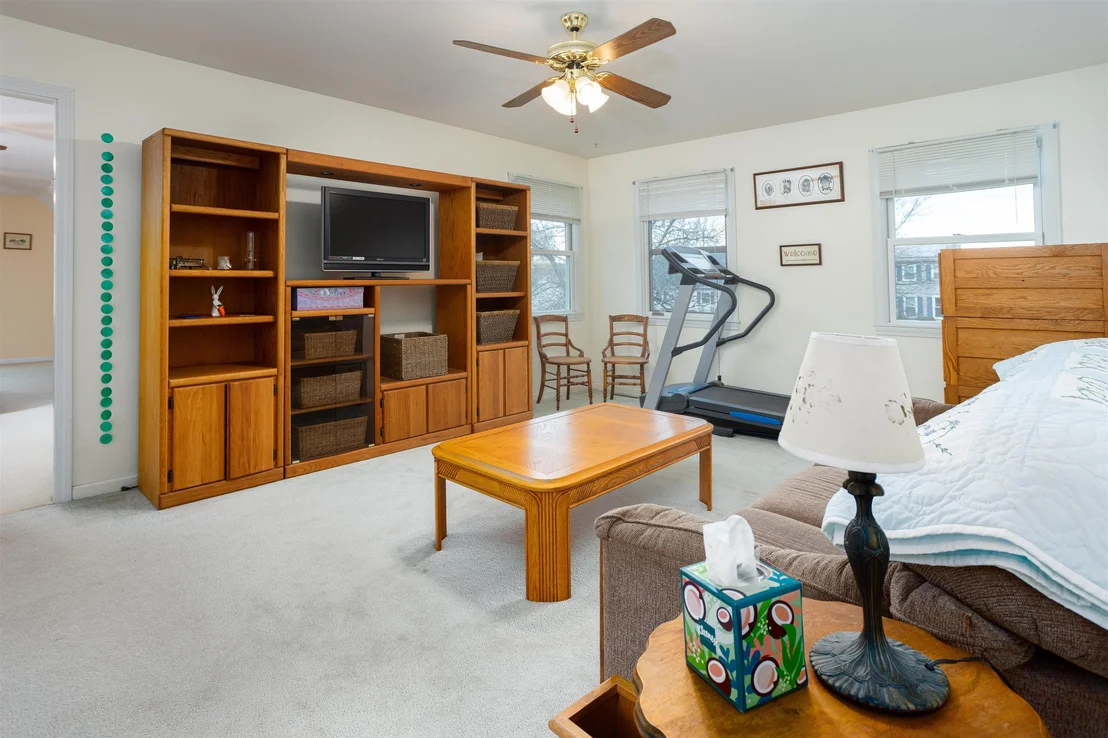 Photo of 266 Isham