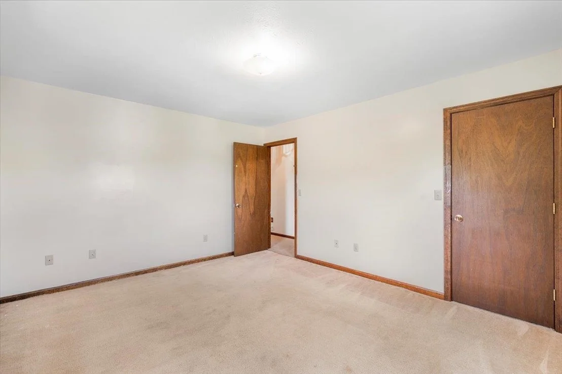 Photo of 17 Meadowbrook