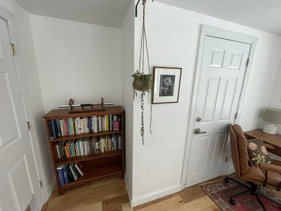 Photo of 2882 Perley