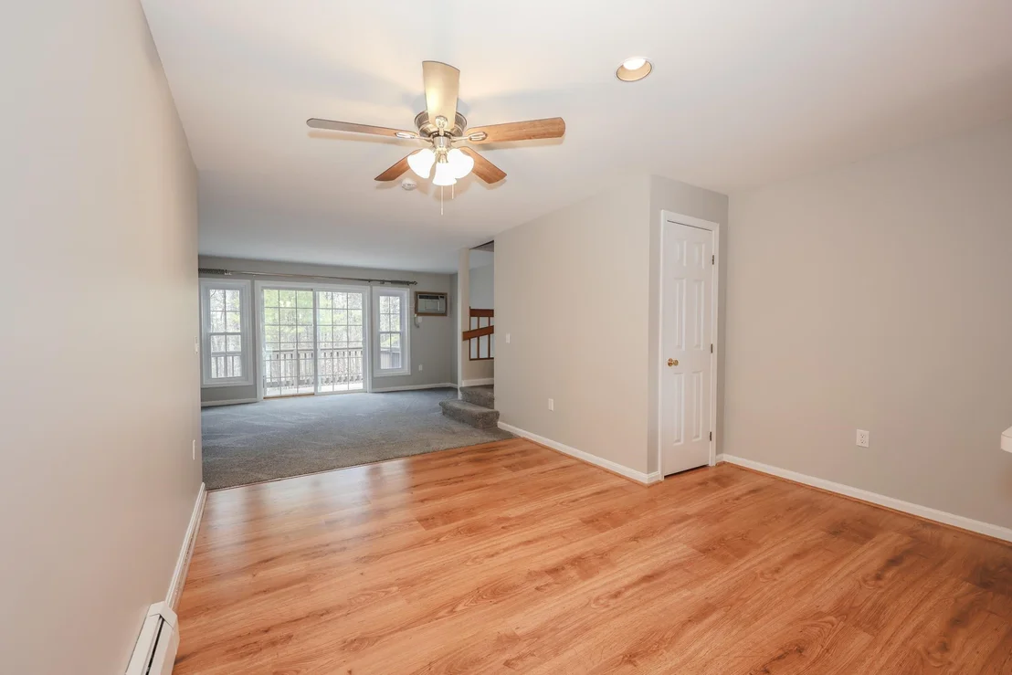 Photo of Unit 104 at 1465 Hooksett