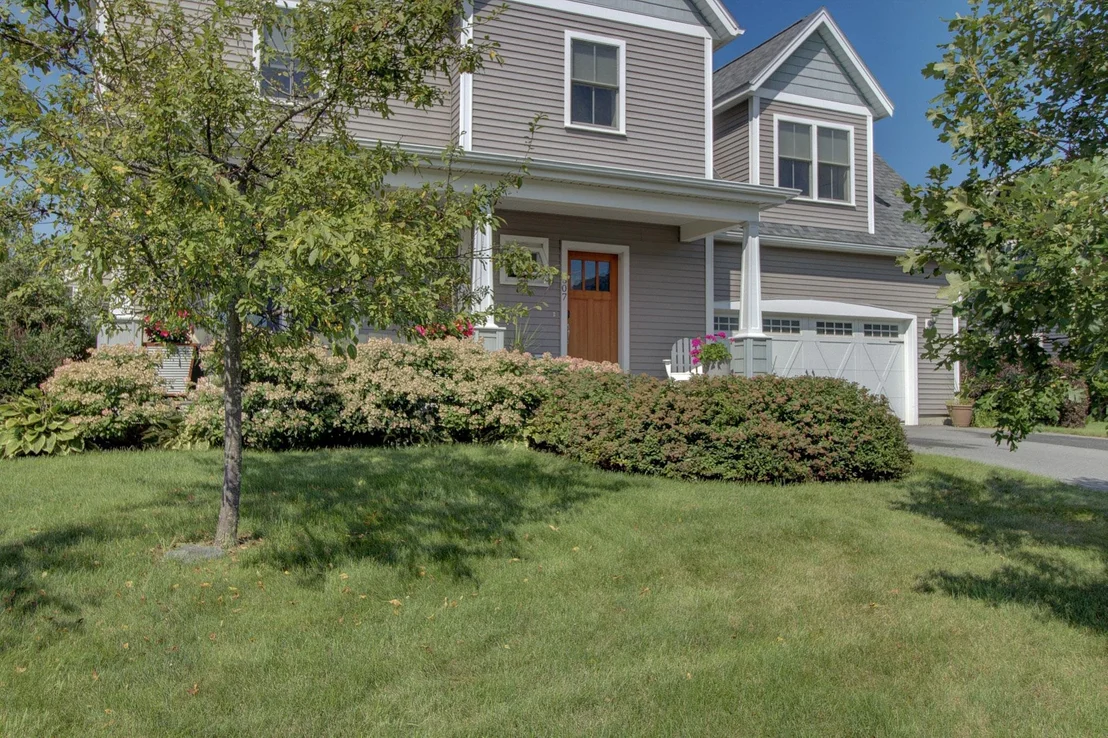 Photo of 307 Rye