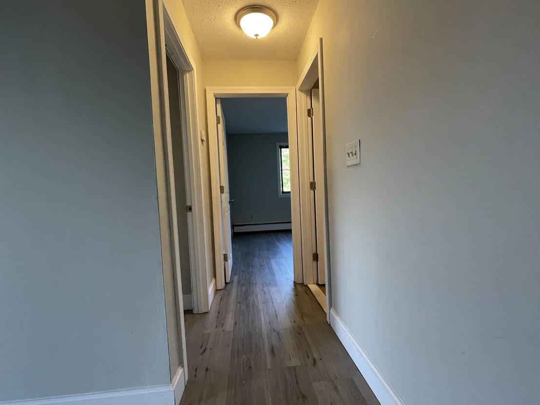 Photo of Unit 21 at 124 Mammoth