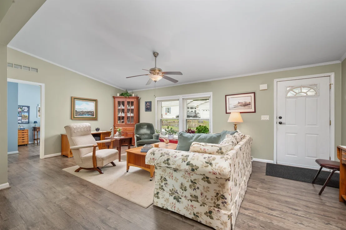 Photo of 618 Benton