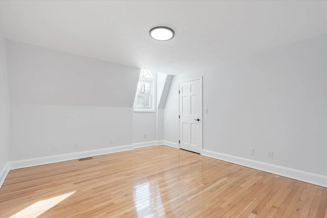 Photo of 4 Hilltop