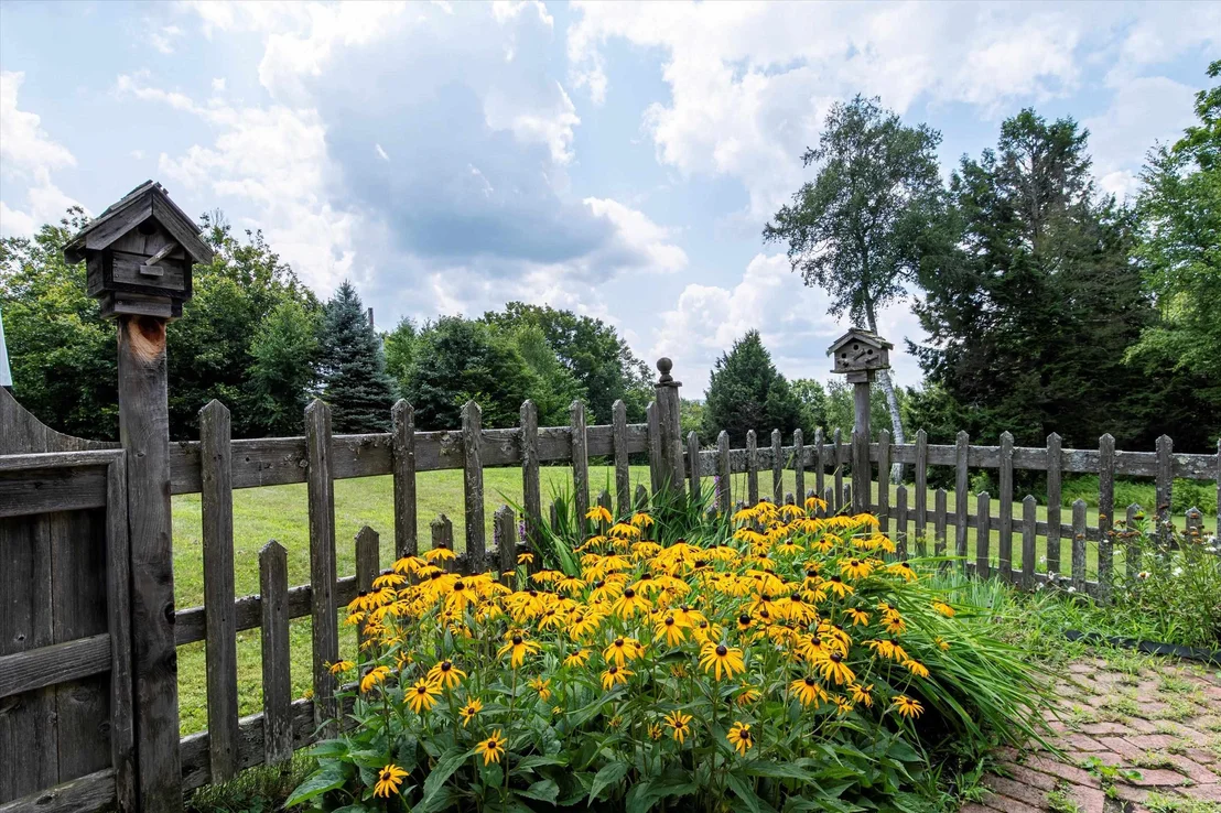 Photo of 365 Timson Hill