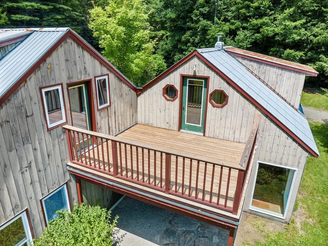 Photo of 663 Guyette