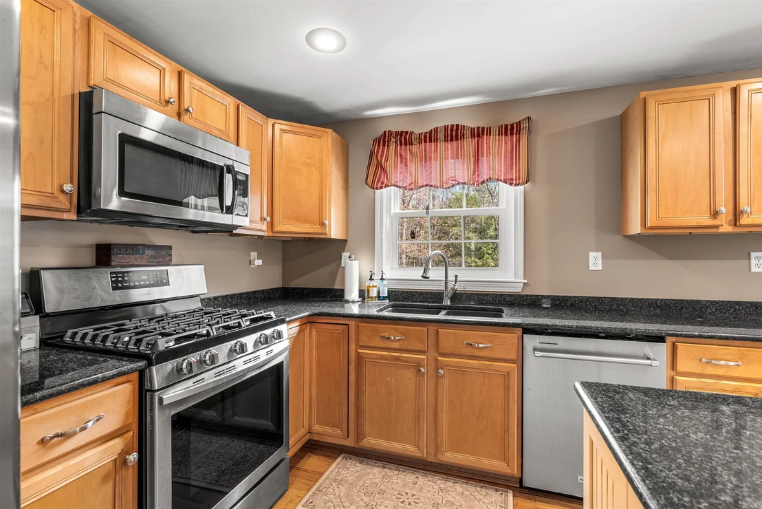 Photo of 75 Mcdaniel Shore