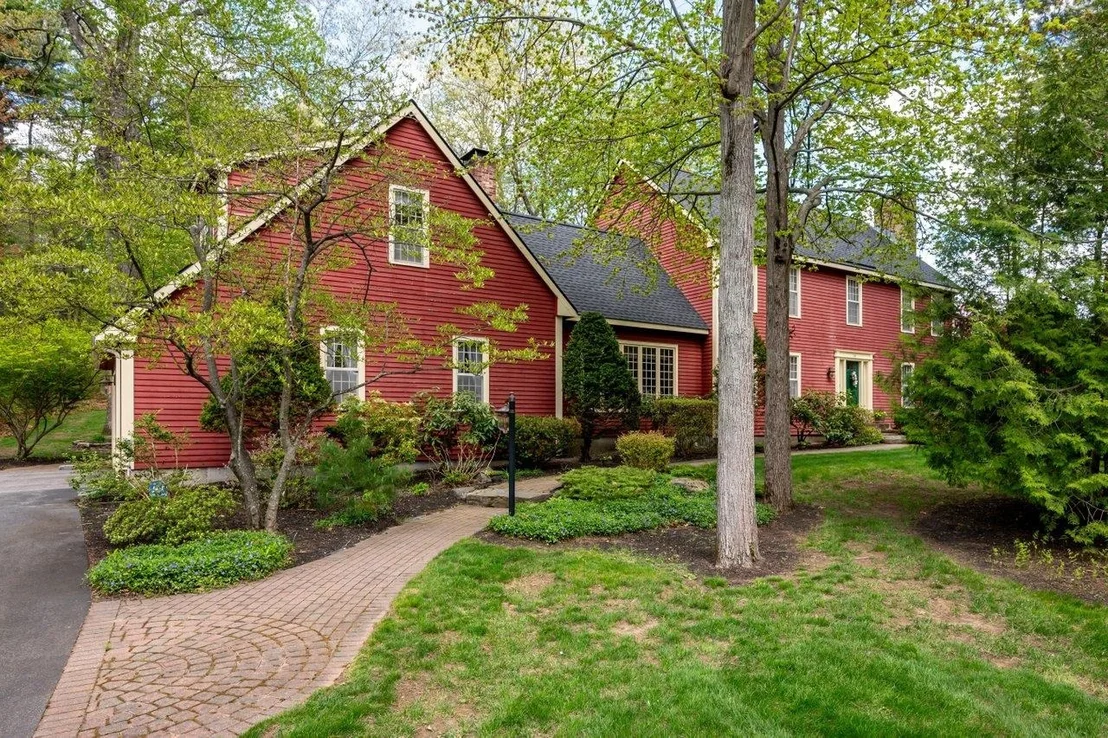 Photo of 14 Winding Brook