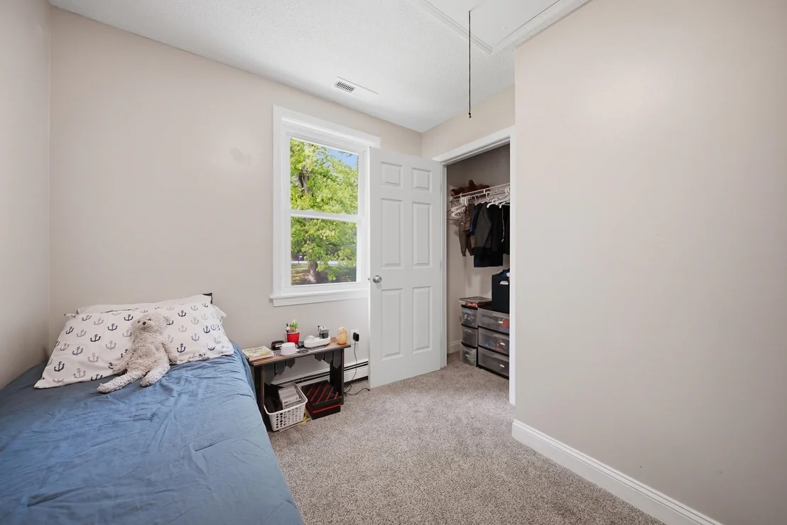 Photo of 7 Stony Point