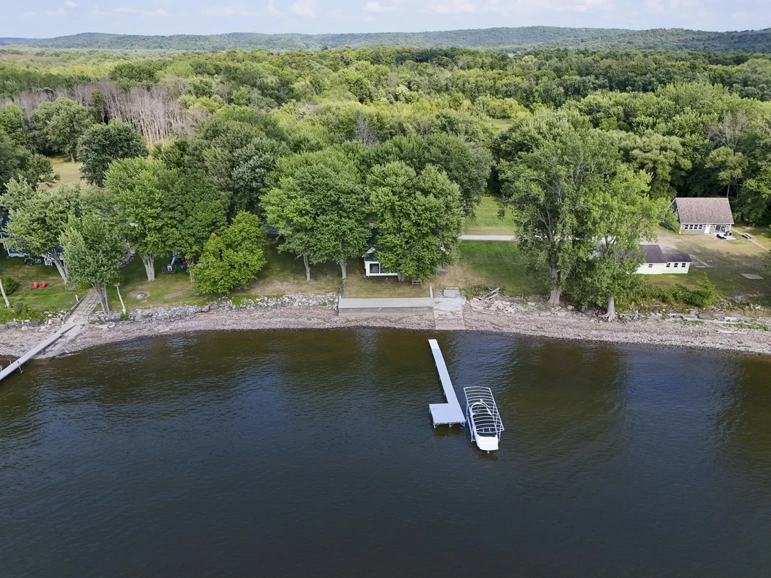 Photo of 502 Duck Point