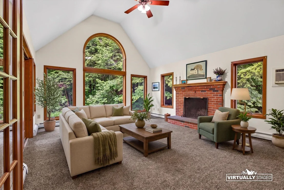 Photo of 243 Cricket Hill