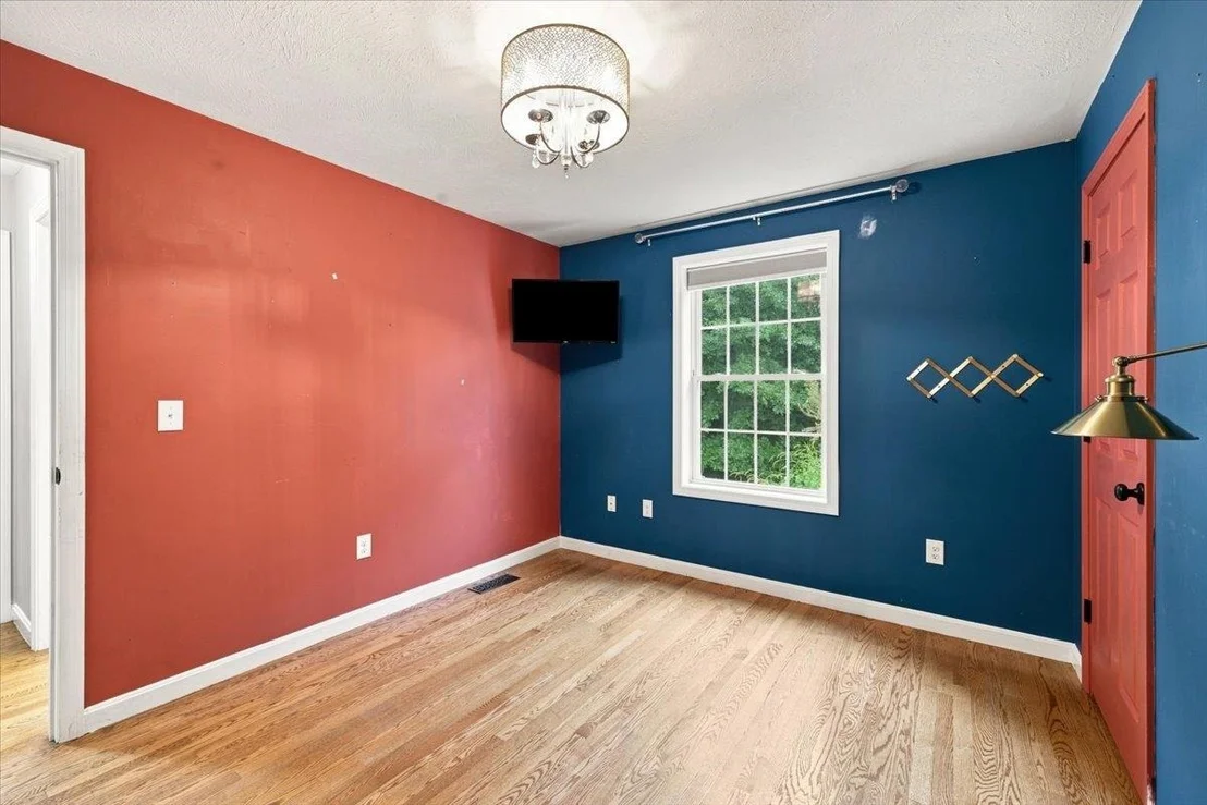 Photo of 5 Ames