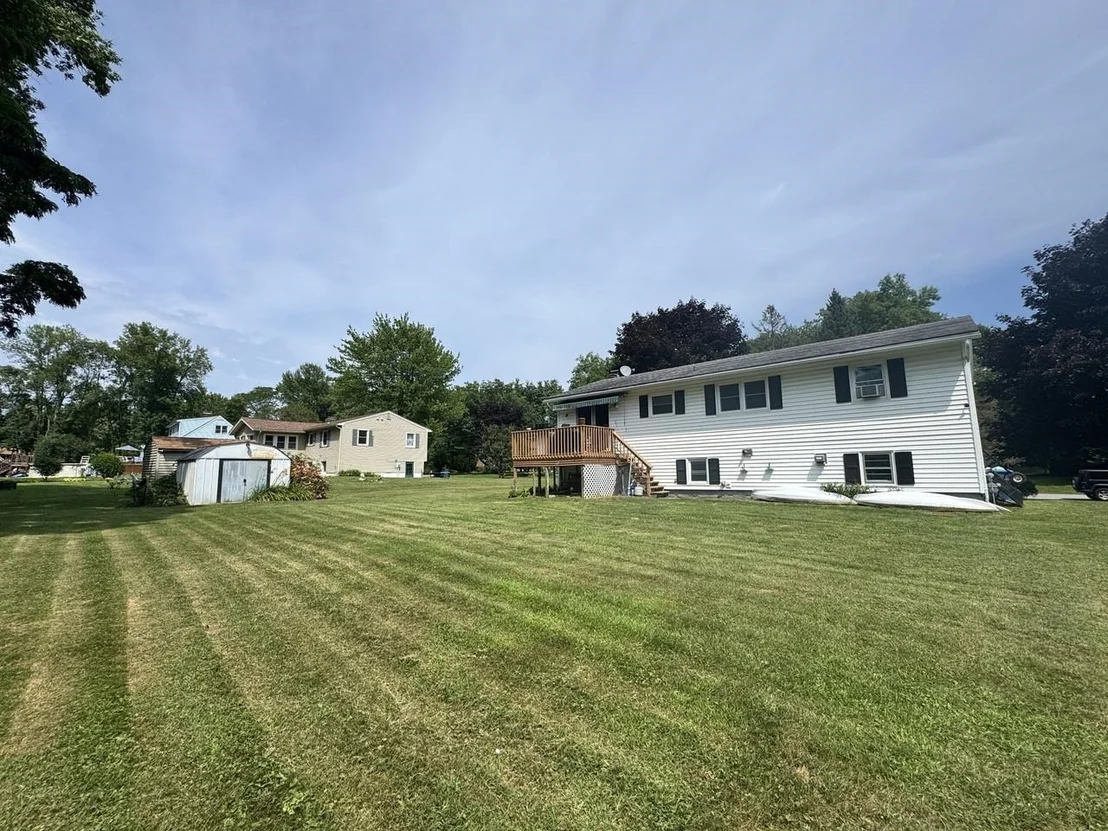 Photo of 410 Hullcrest