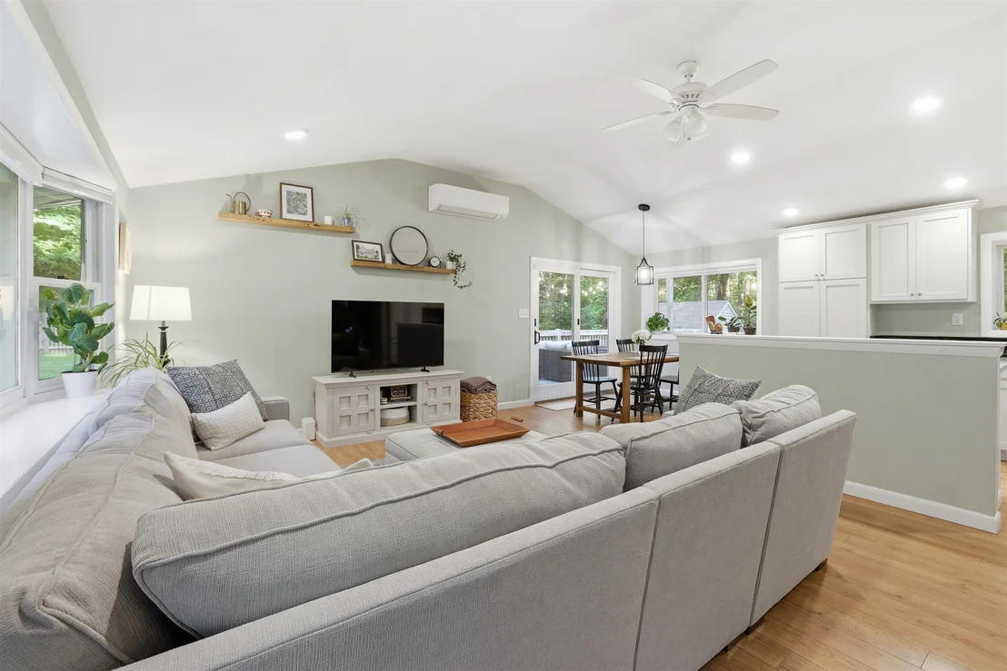 Photo of 65 Londonderry