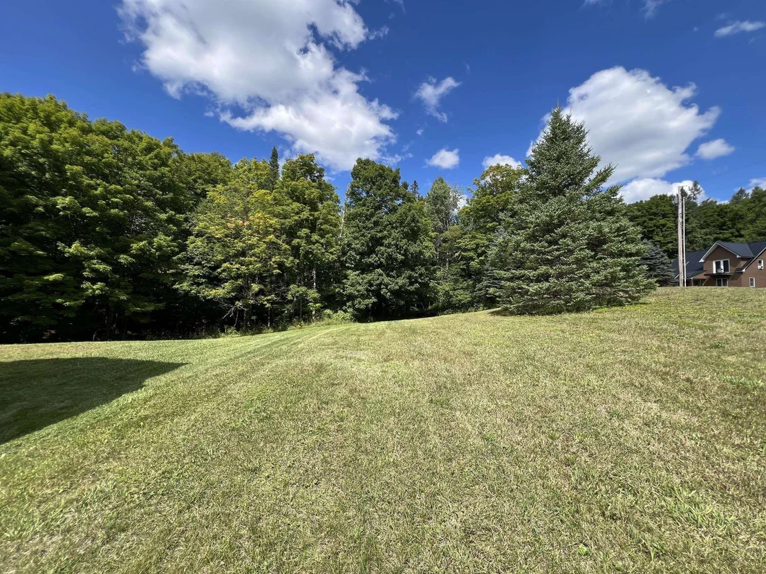 Photo of 135 East Ridge