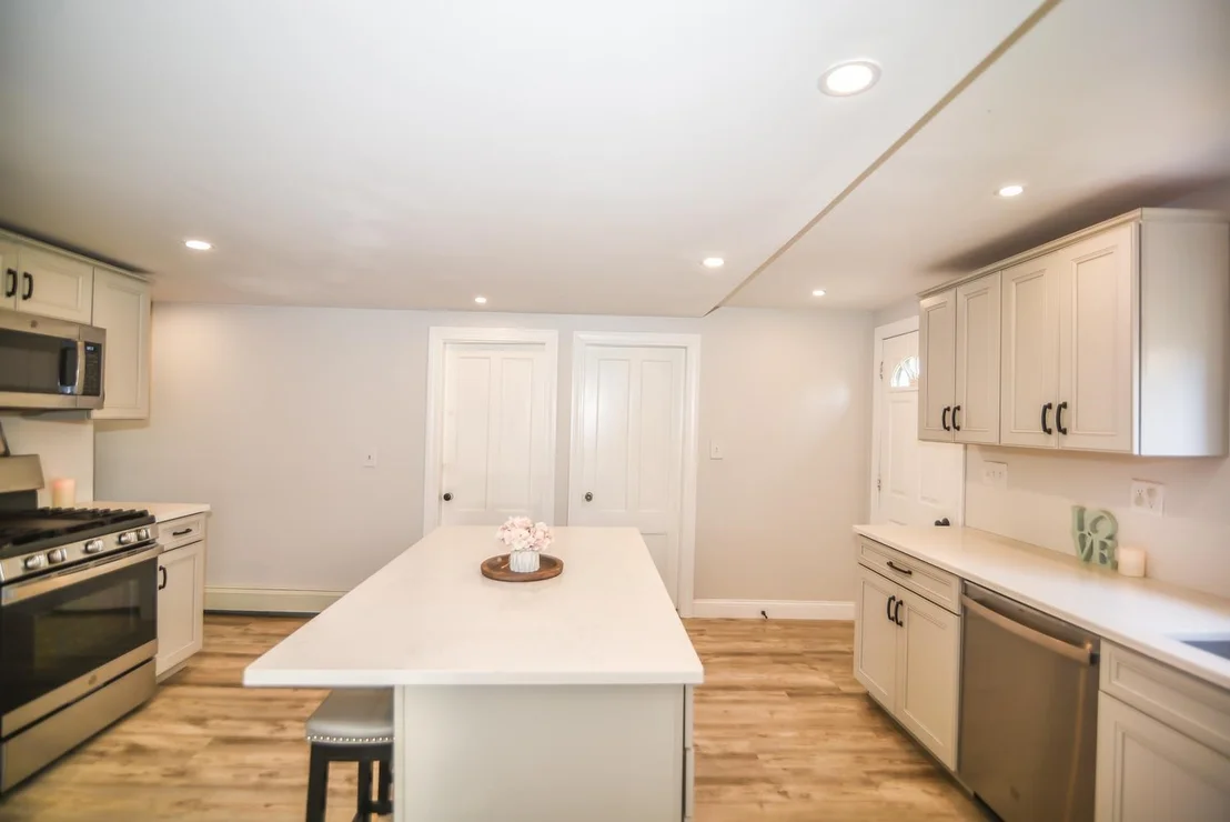 Photo of 14 Marcoux