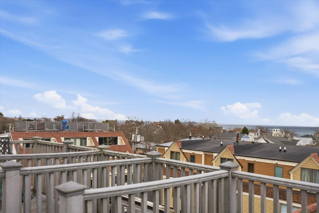 Photo of Unit 8 at 989 Ocean