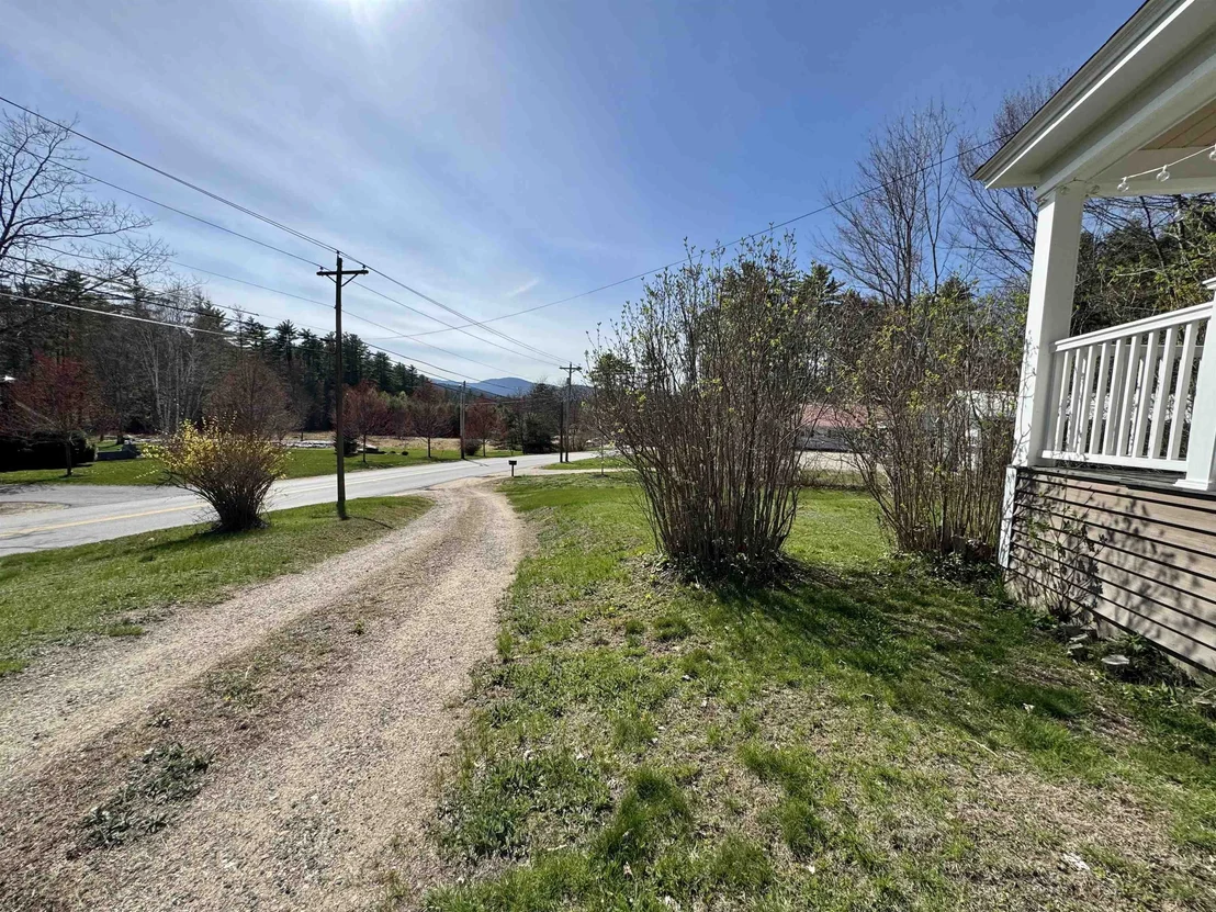 Photo of 424 Intervale Cross