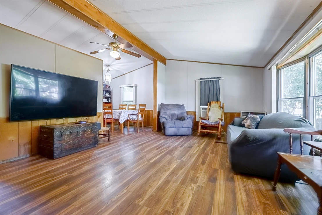 Photo of 20 Riverside