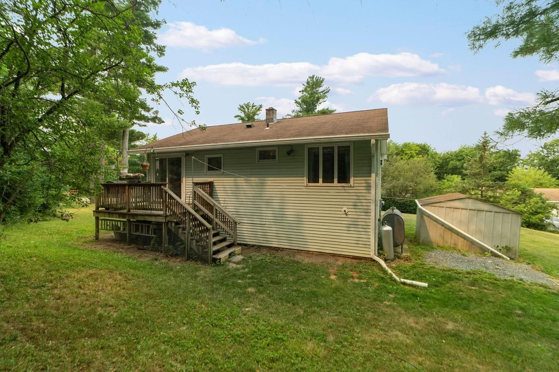 Photo of 28 Booth Woods