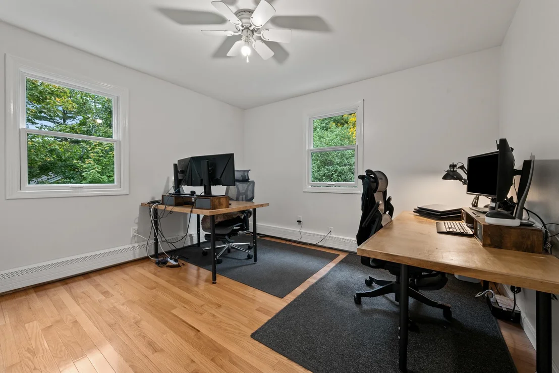 Photo of 42 Crestwood