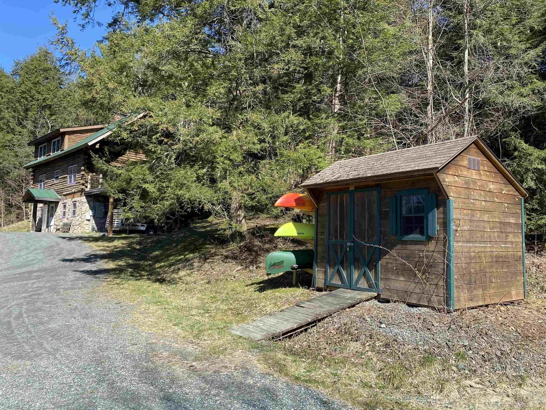 Photo of 211 Wood