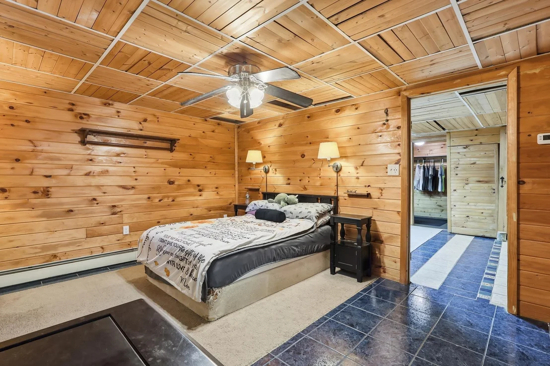 Photo of 12 Pine