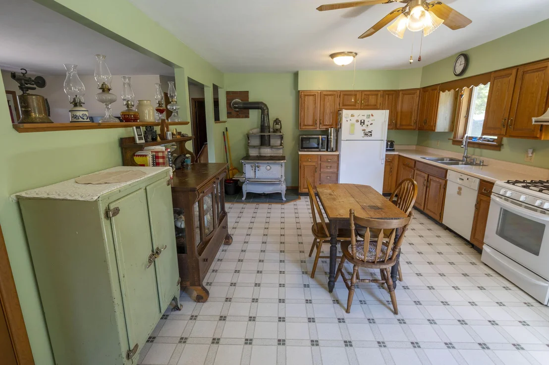 Photo of 246 Gray