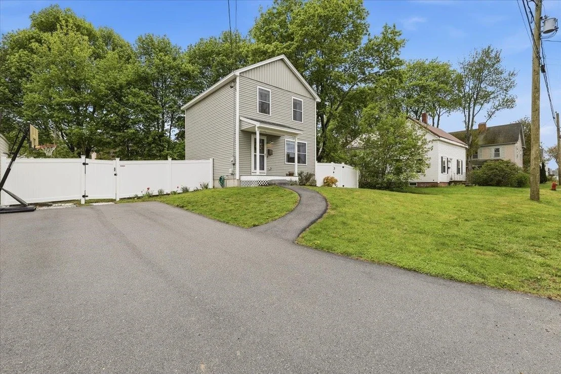 Photo of 60 Pine