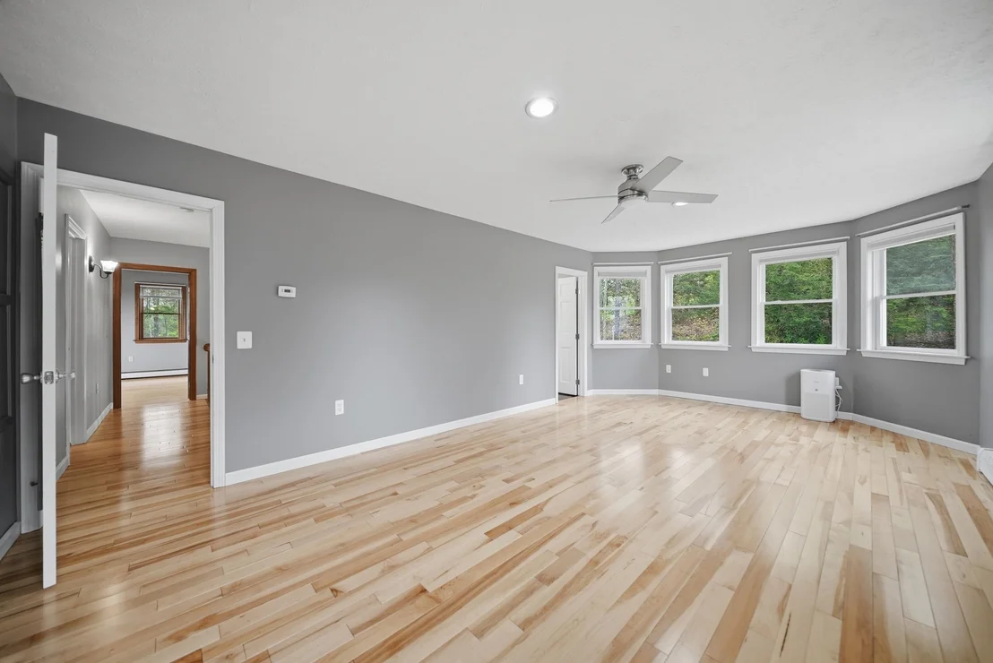 Photo of 142 Forestview