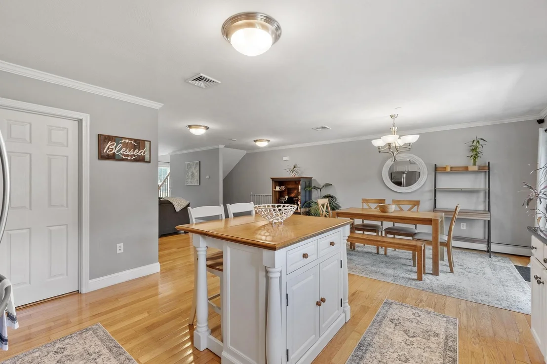 Photo of Unit 3 at 22 Scribner