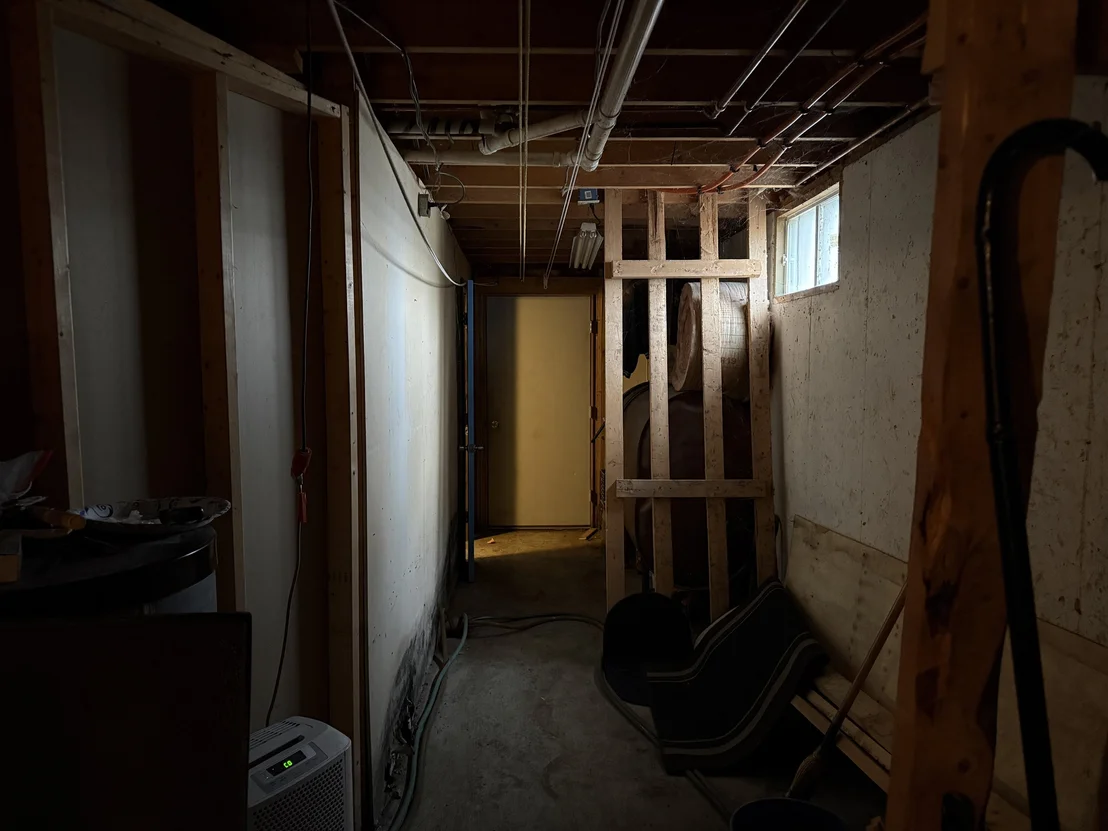 Photo of 2459 Highgate