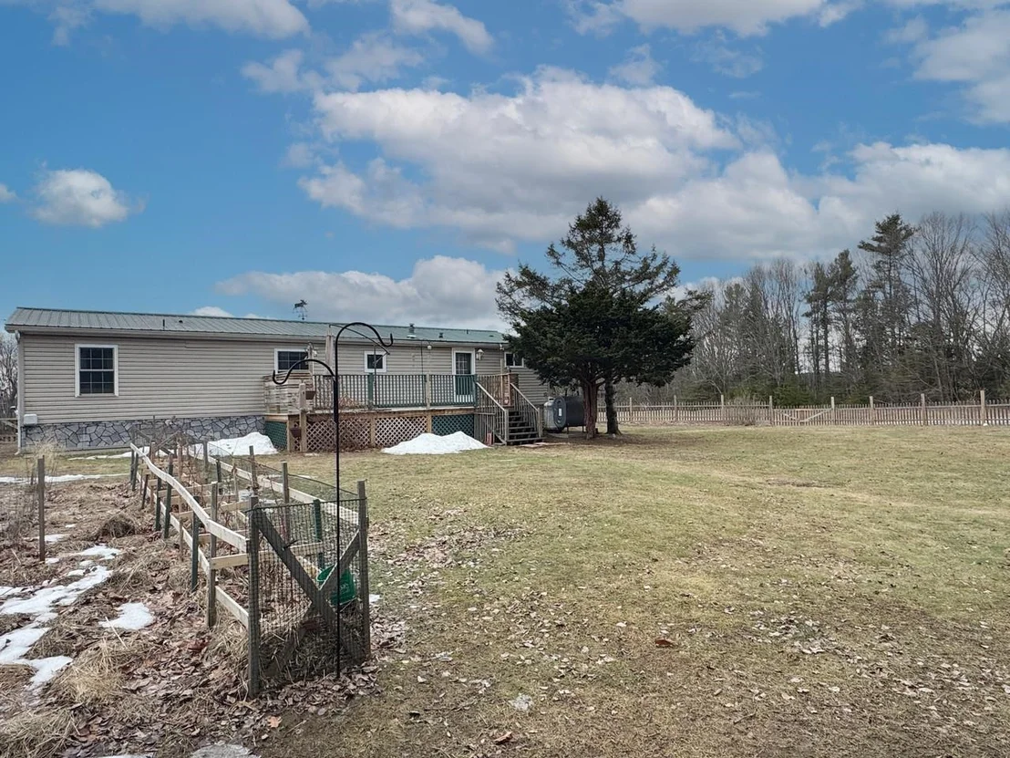 Photo of 425 Taylor