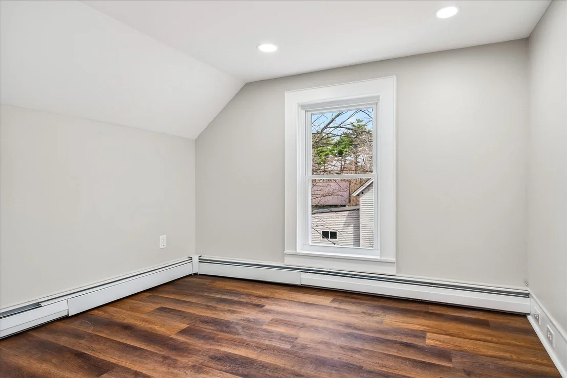 Photo of 25 Bluff