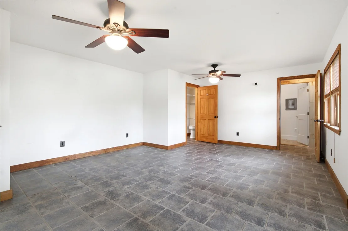 Photo of 411 Bay