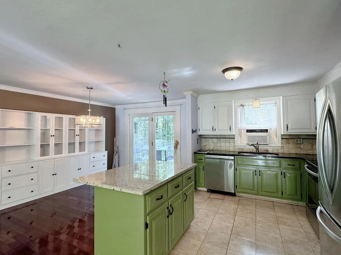 Photo of 6 Saddlepath