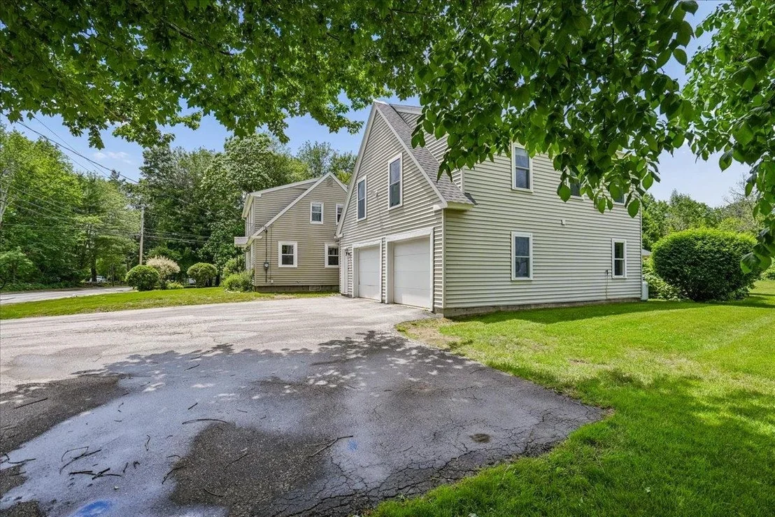 Photo of 69 Shawmut